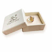 Load image into Gallery viewer, Miraculous Medal ring
